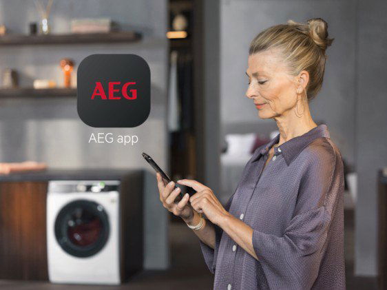 Parní pračka AEG 7000 ProSteam® LFR73864CC