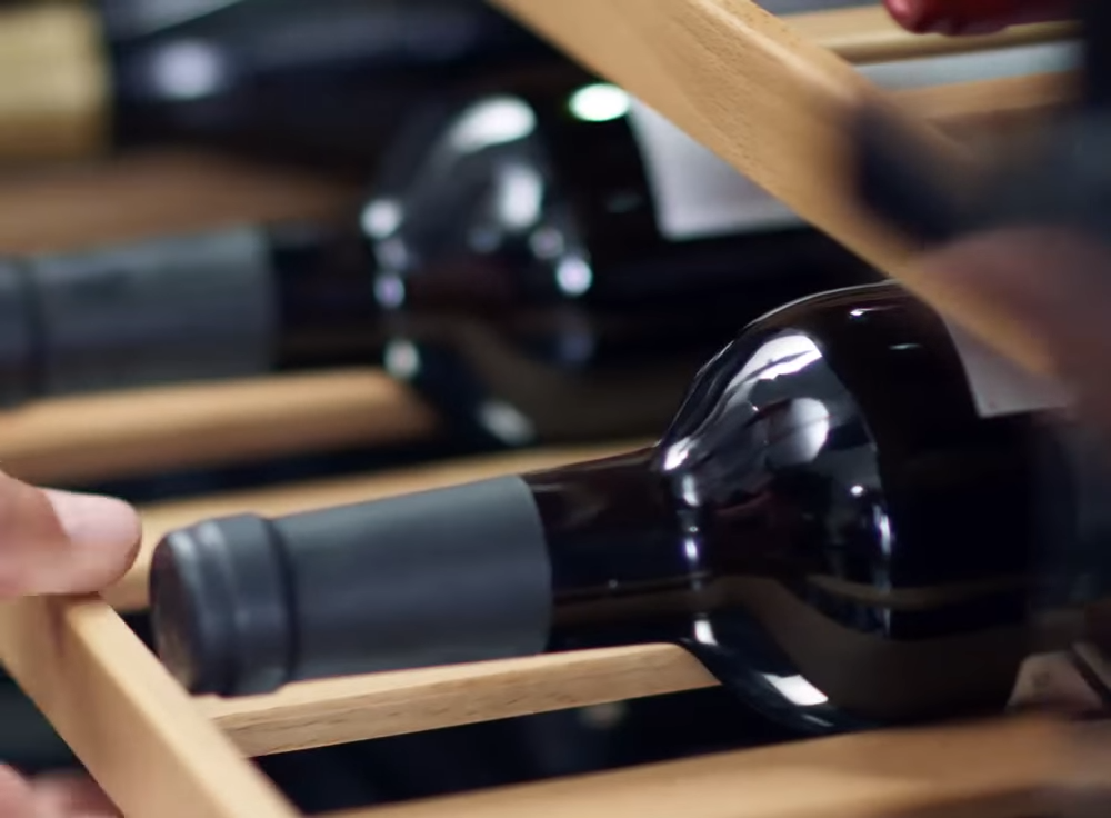 AMICA WFG 3860 DB wine cooler