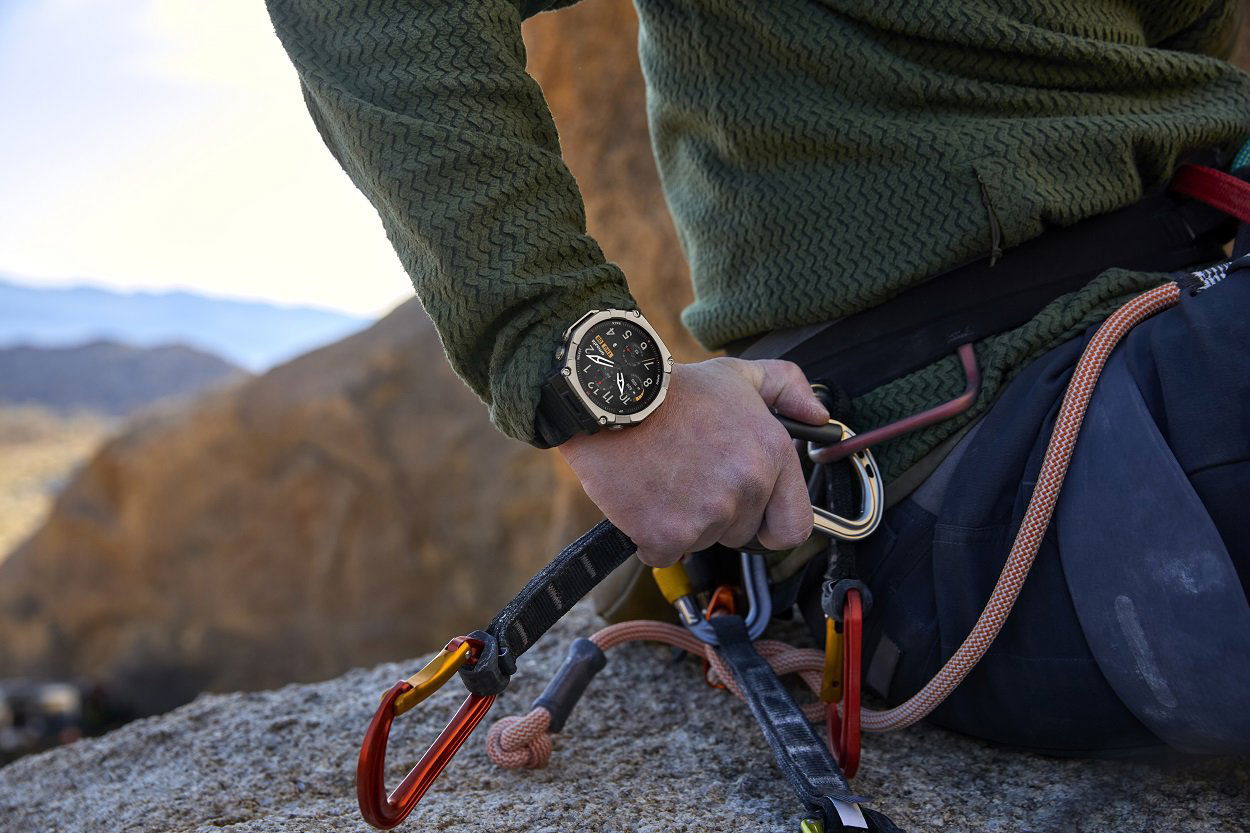 Chytré hodinky Amazfit T-Rex Ultra 2