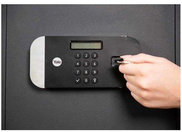 YALE Maximum Security Fingerprint Safe Professional YSFM/520/EG1 széf