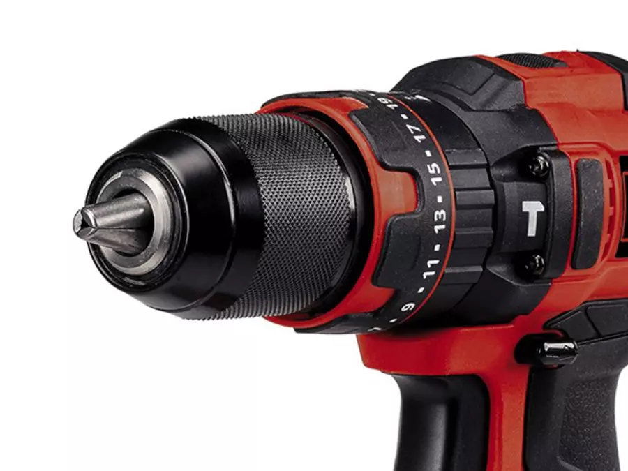 Aku vrtačka EINHELL Vrtačka AKU s příklepem TE-CD 18/40 Li-i + 64 ks příslušentsví, 4513992 (2x2 Ah)