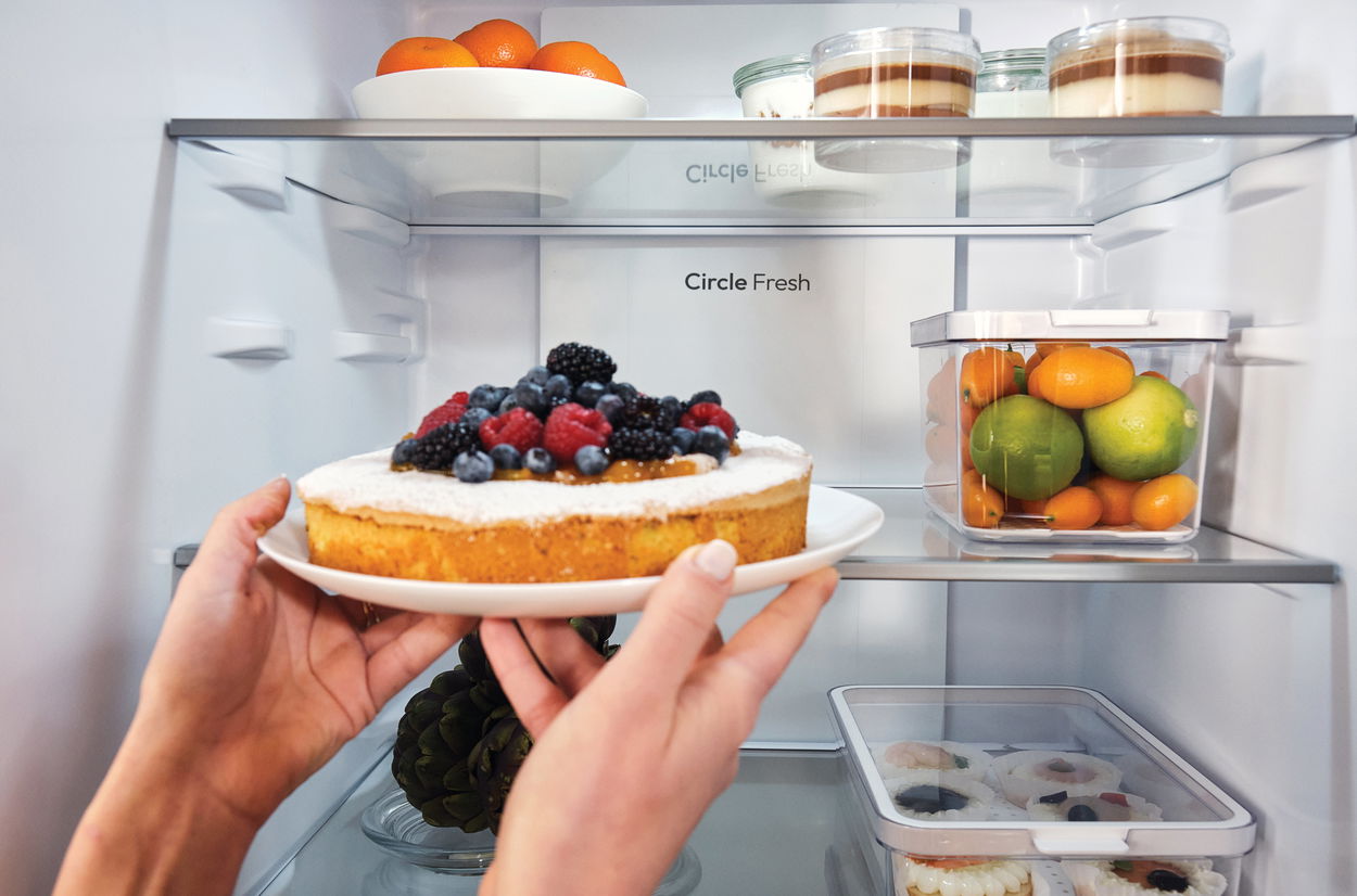 Lednice CANDY CNCQ2T618AW FRESCO 300