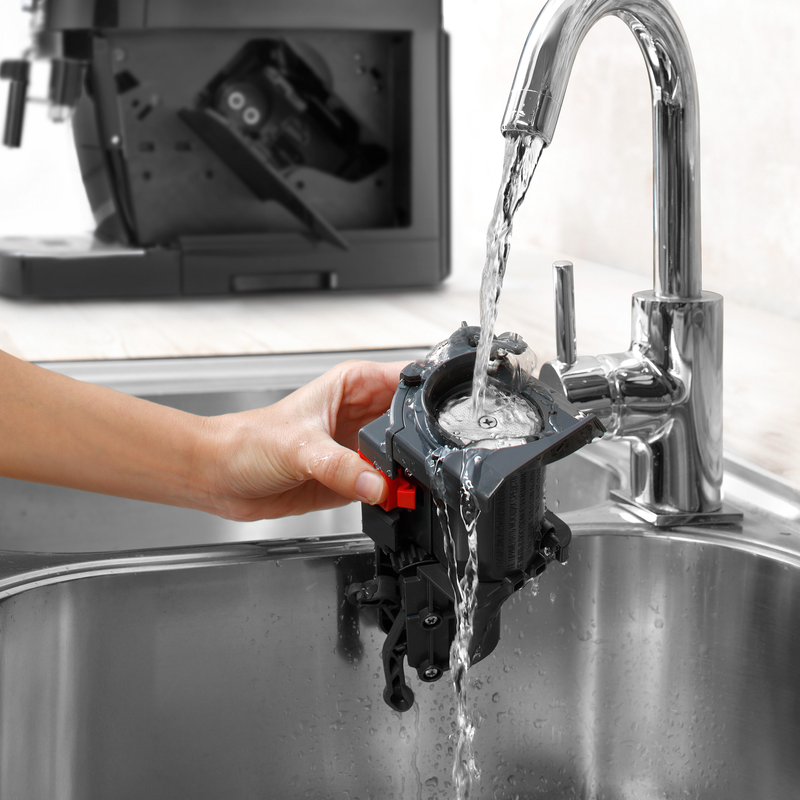 Automatický kávovar De_Longhi Magnifica Base ECAM12.121.B