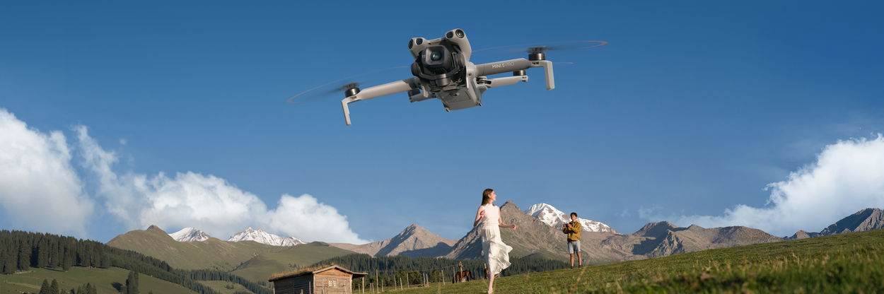 Dron DJI Mini 5 Pro (DJI RC-N3)