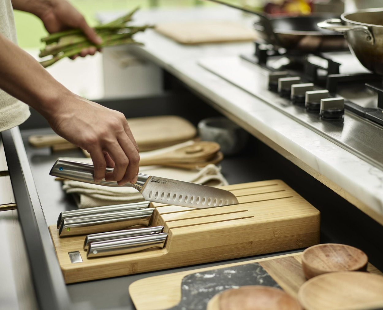 Joseph Joseph Elevate Bamboo Knife Set 10563 Knife Set with Drawer Organizer