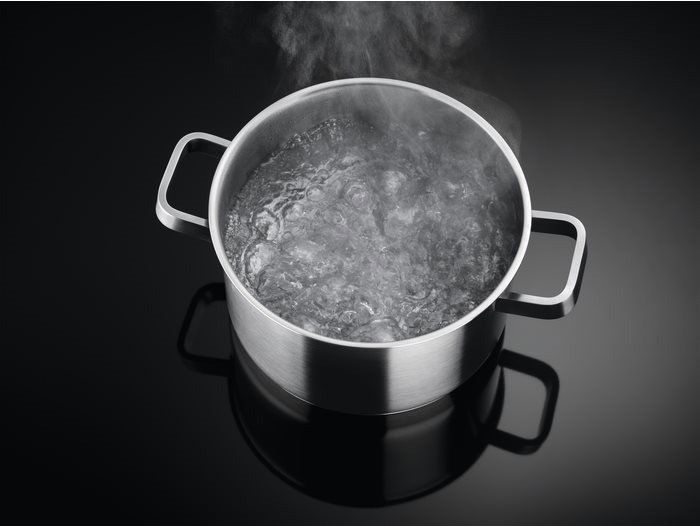 Varná deska ELECTROLUX 600 SENSE SenseBoil EIS62443