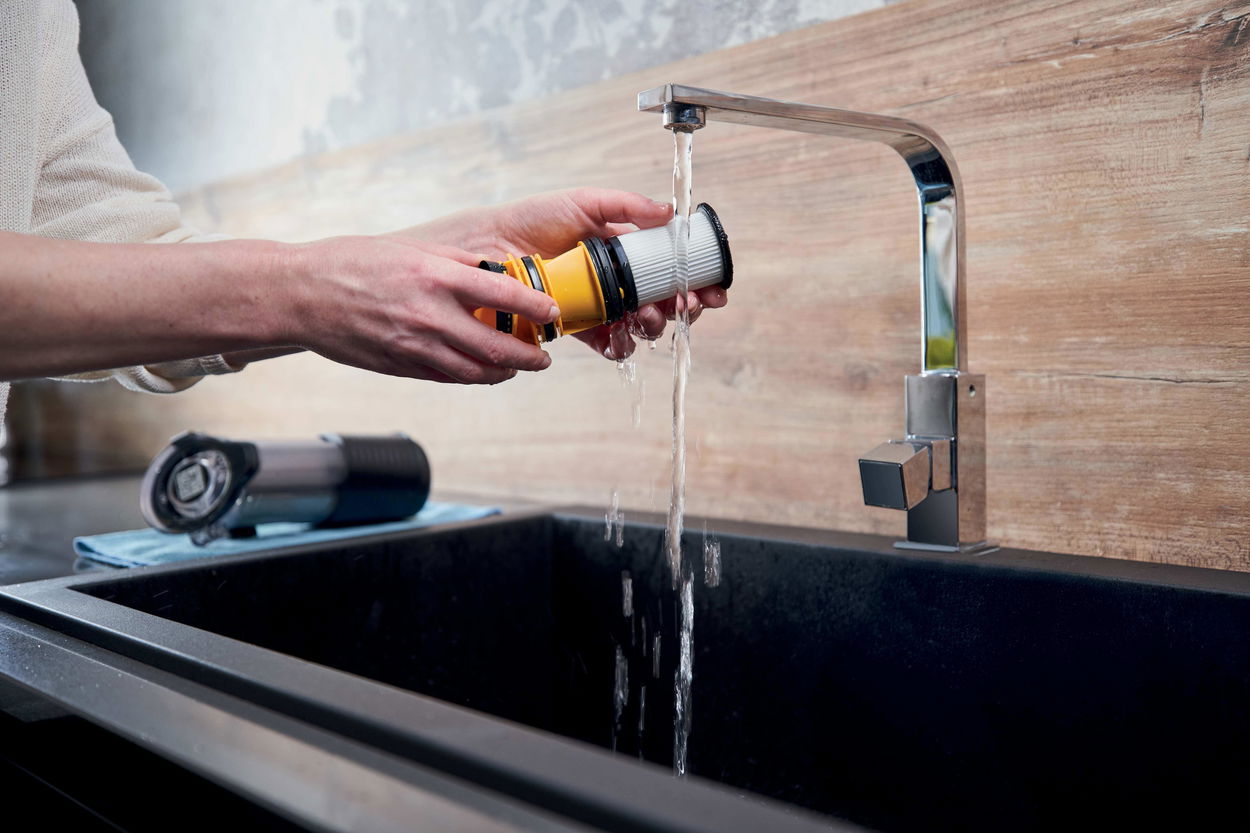 Tyčový vysávač HOOVER HF210HP 011 HF2 PLUS Home