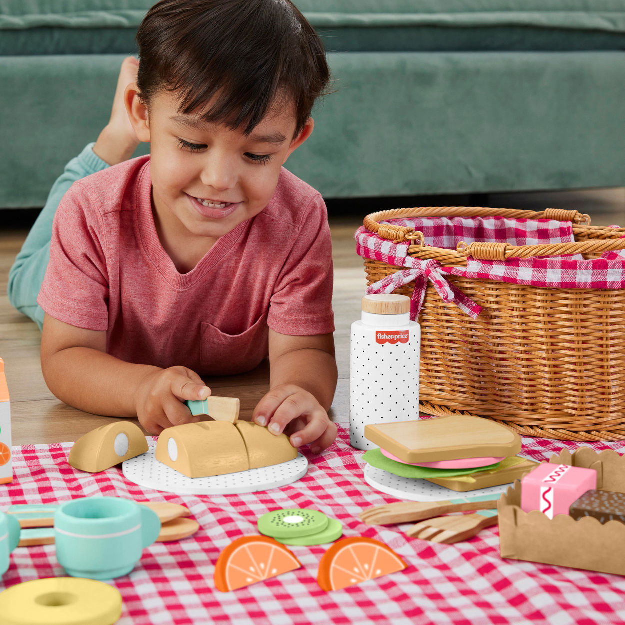 Jídlo do dětské kuchyňky Fisher-Price Piknikový koš s dobrotami 31 ks