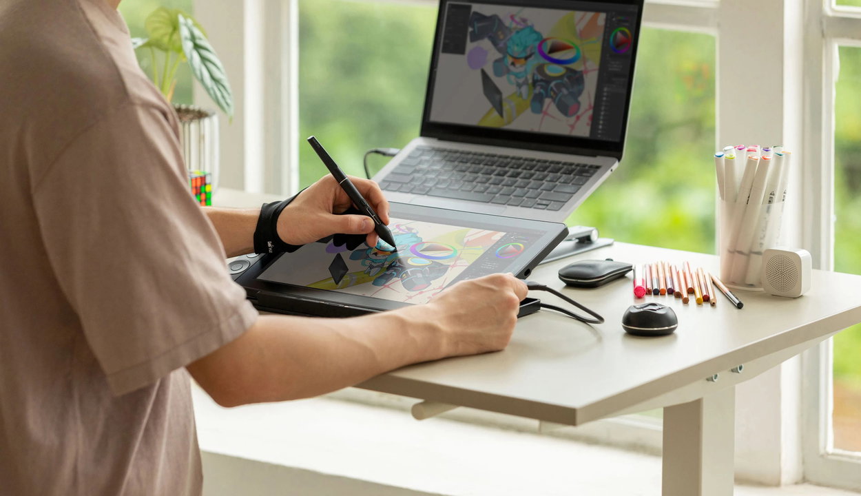 Huion Kamvas 13 Gen 3 Graphics Tablet with Stand
