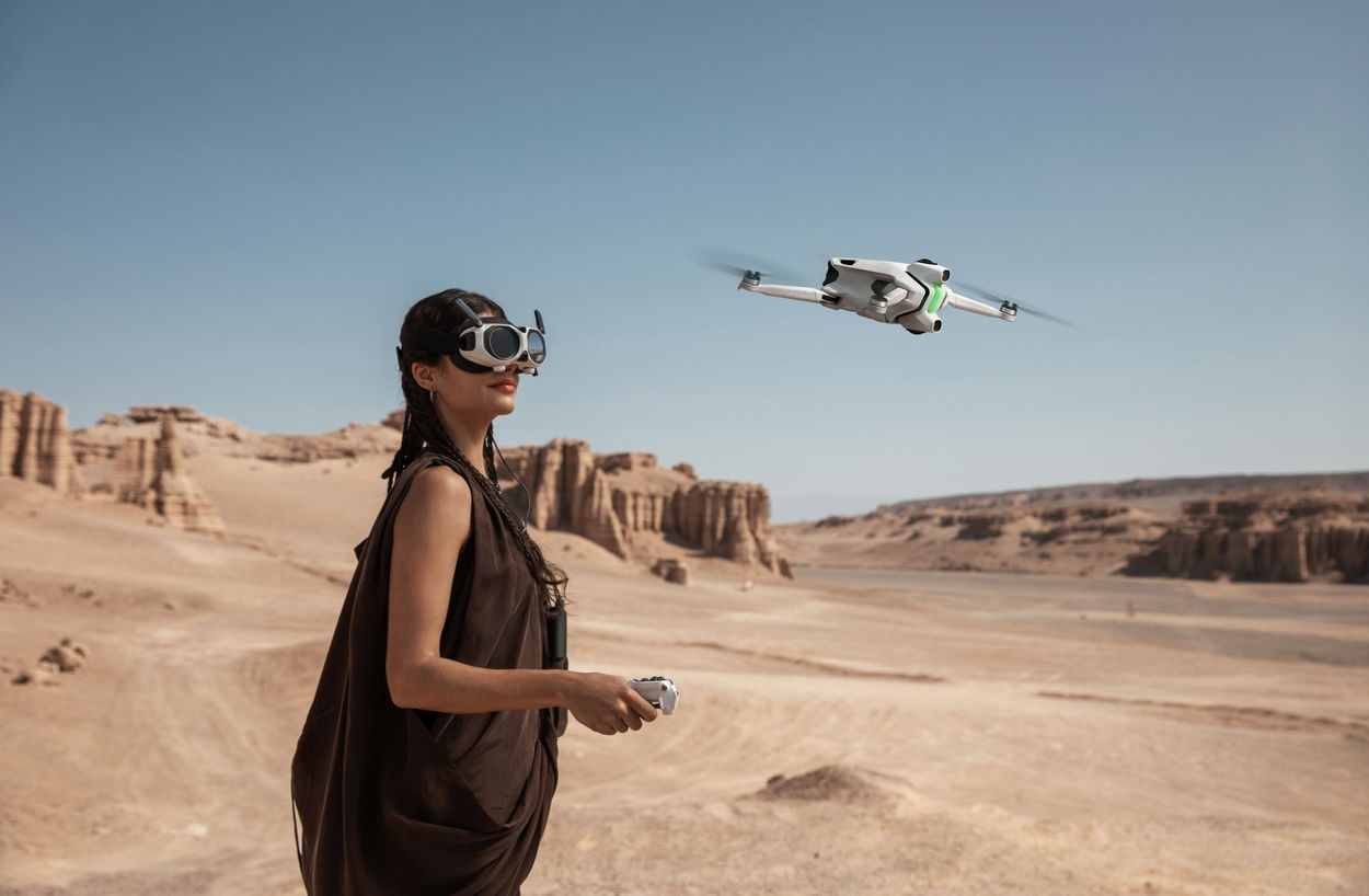 Dron Insta360 Antigravity A1 Explorer Bundle