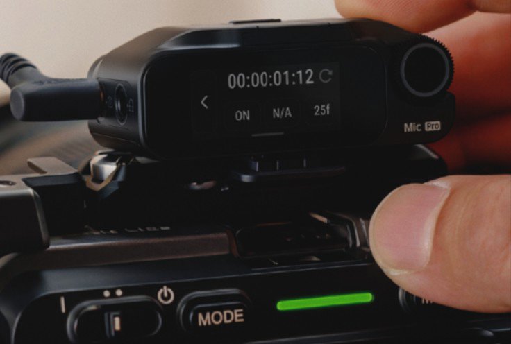 Insta360 Mic Pro (2 TX + 1 RX) Microphone