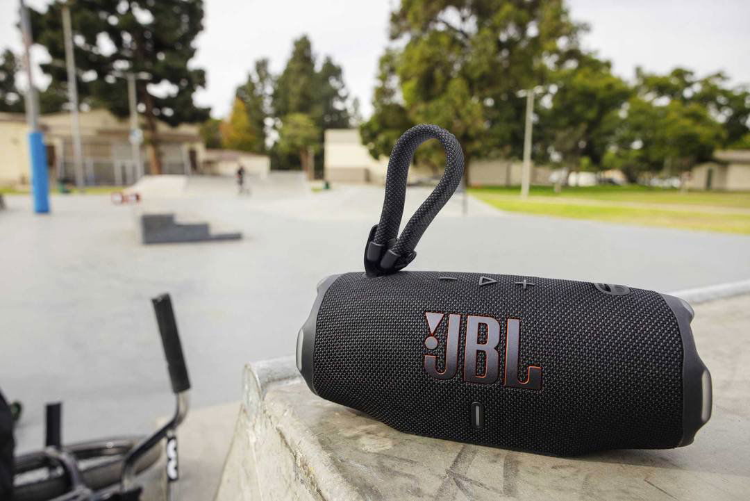 Bluetooth reproduktor JBL Charge 6