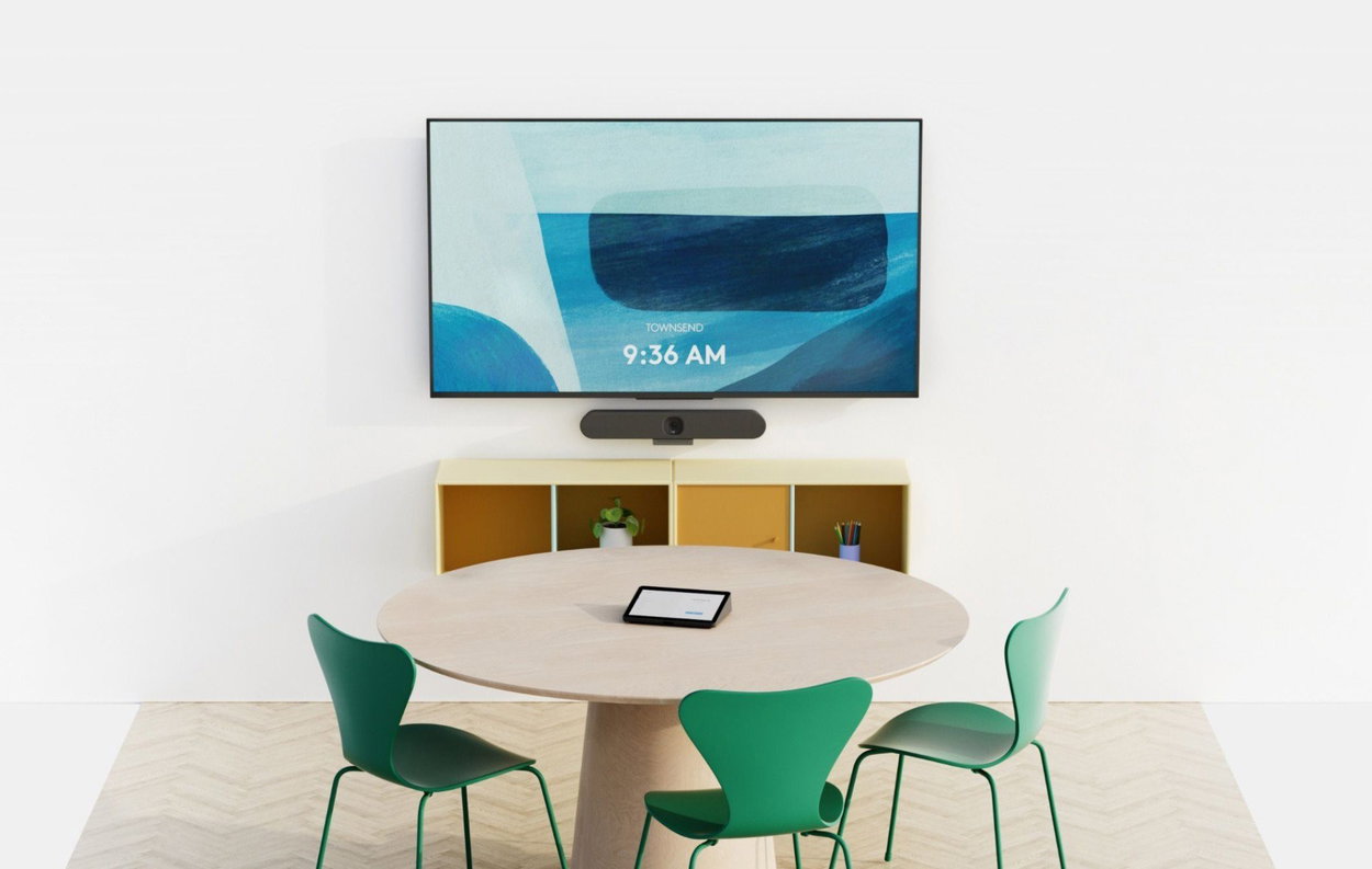 Logitech Rally Bar Huddle webcam
