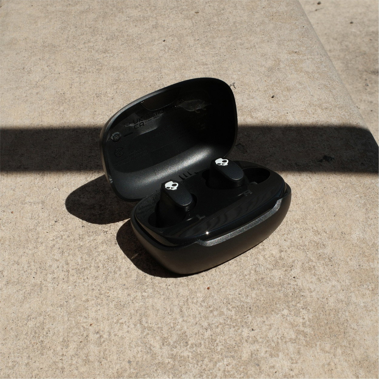 Skullcandy SMOKIN BUDS 360 Wireless Headphones - Black