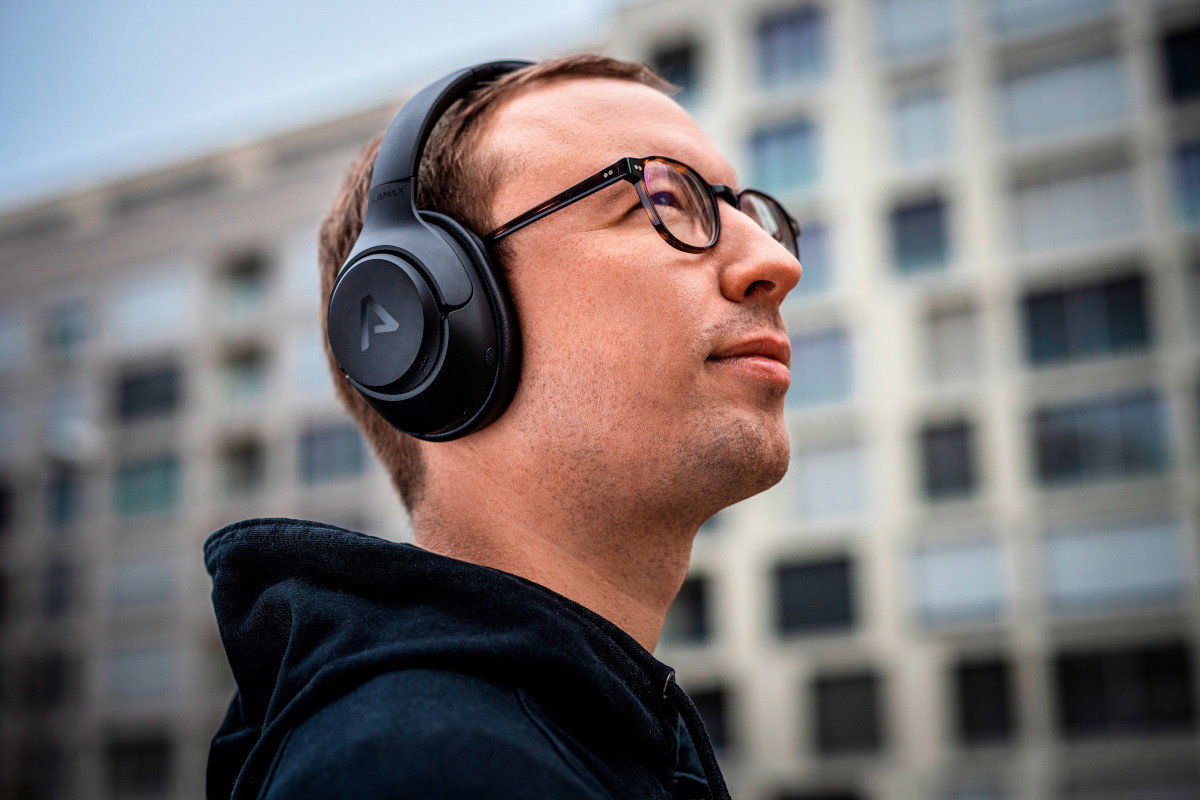 LAMAX BeatComfort1 ANC Wireless Headphones
