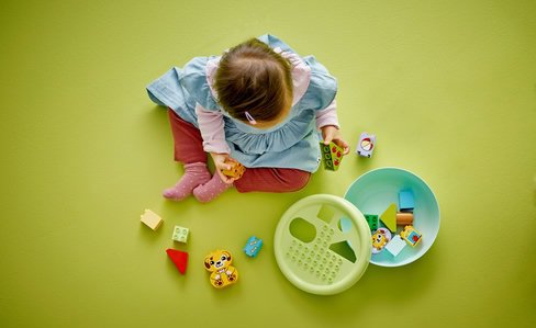 LEGO® DUPLO® 10441 Třídění tvarů: Domeček pro štěňátka