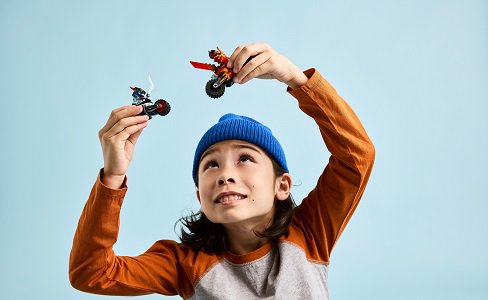 LEGO® NINJAGO® 71838 Kai und das Motorradrennen