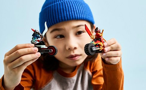 LEGO® NINJAGO® 71838 Kai und das Motorradrennen