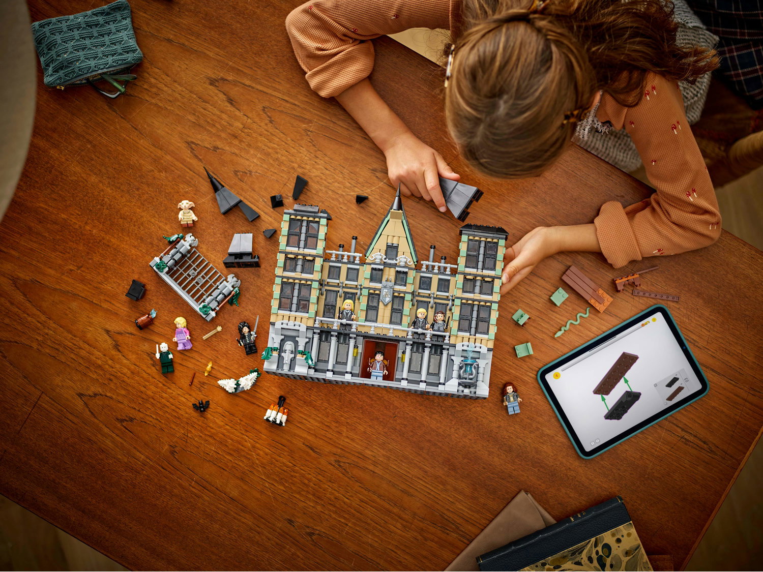 LEGO® Harry Potter™ 76453 Landsitz der Familie Malfoy