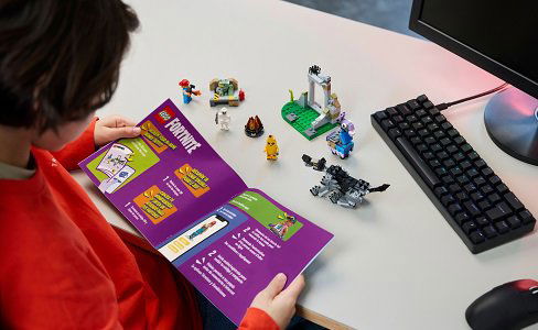 LEGO LEGO® Fortnite® 77075 Peely und Sparkplug und ihr Lagerplatz