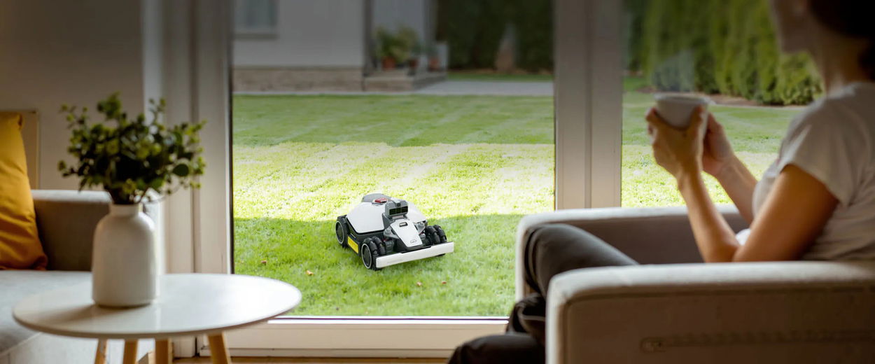 Robotická sekačka MAMMOTION LUBA mini AWD 1500