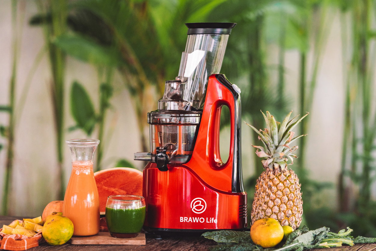 BRAWIUM Life B-365 masticating juicer (red) + book