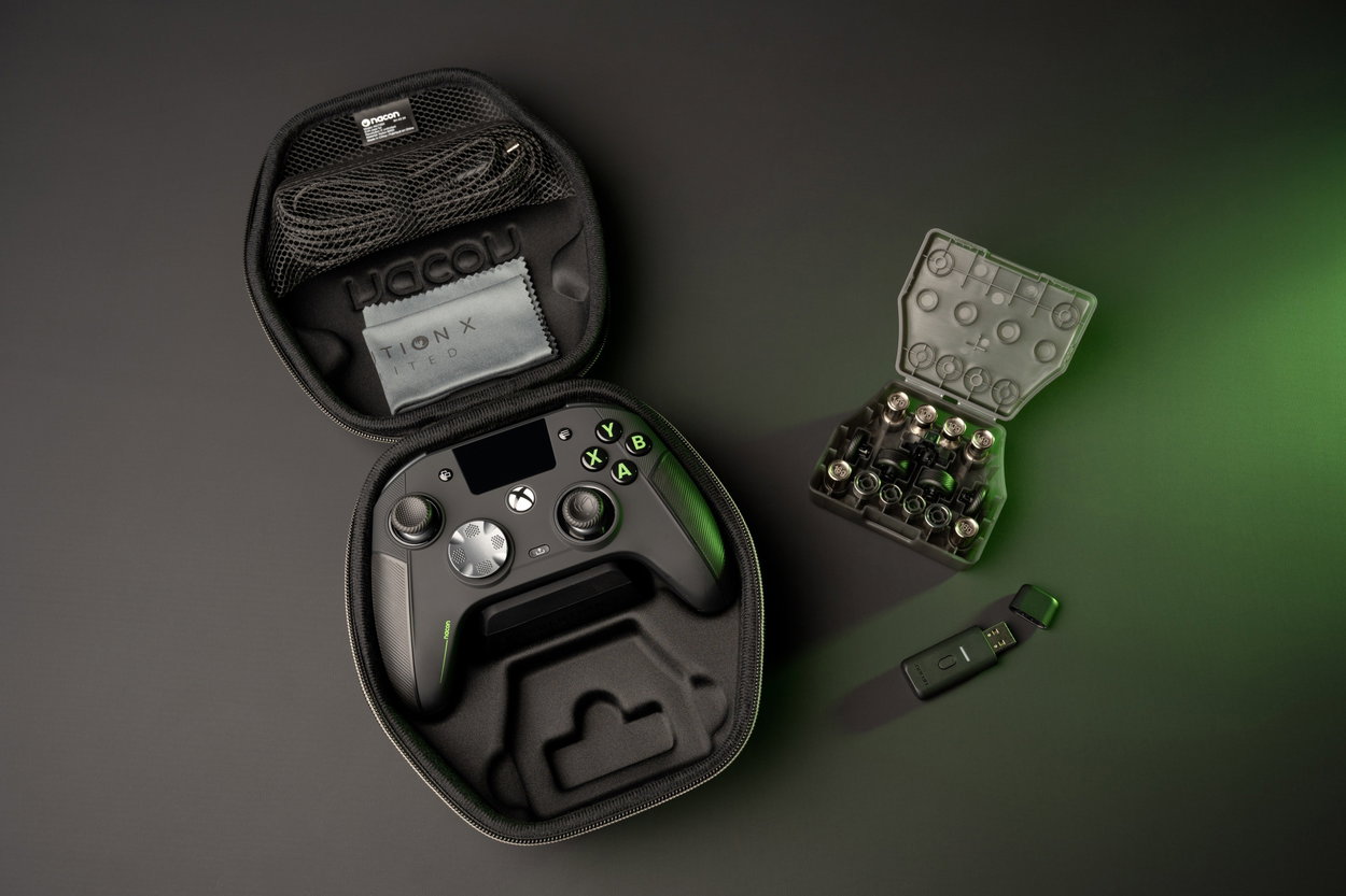 Gamepad Nacon Revolution X Unlimited - Xbox