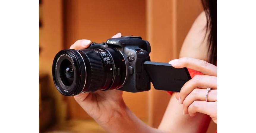 Digitální fotoaparát Canon EOS R10 tělo