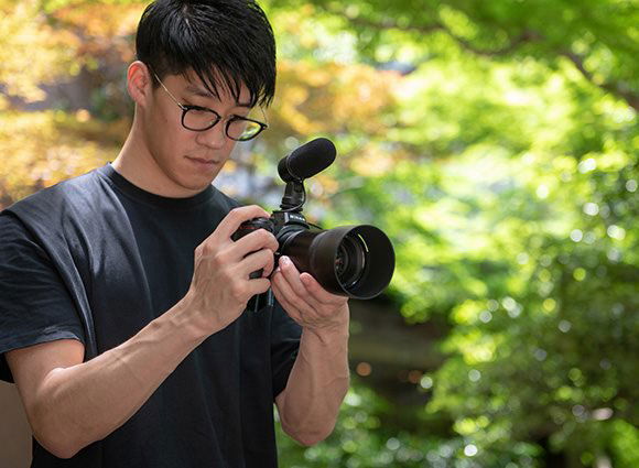 Digitalkamera NIKON Z5 + Z 24-200 mm f/4-6.3