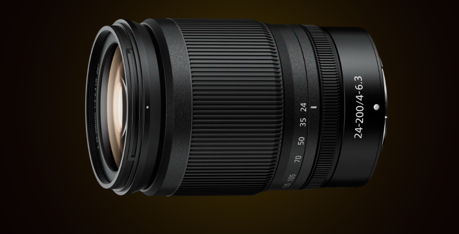 Digitální fotoaparát Nikon Z 5II + 24-200mm f/4-6.3