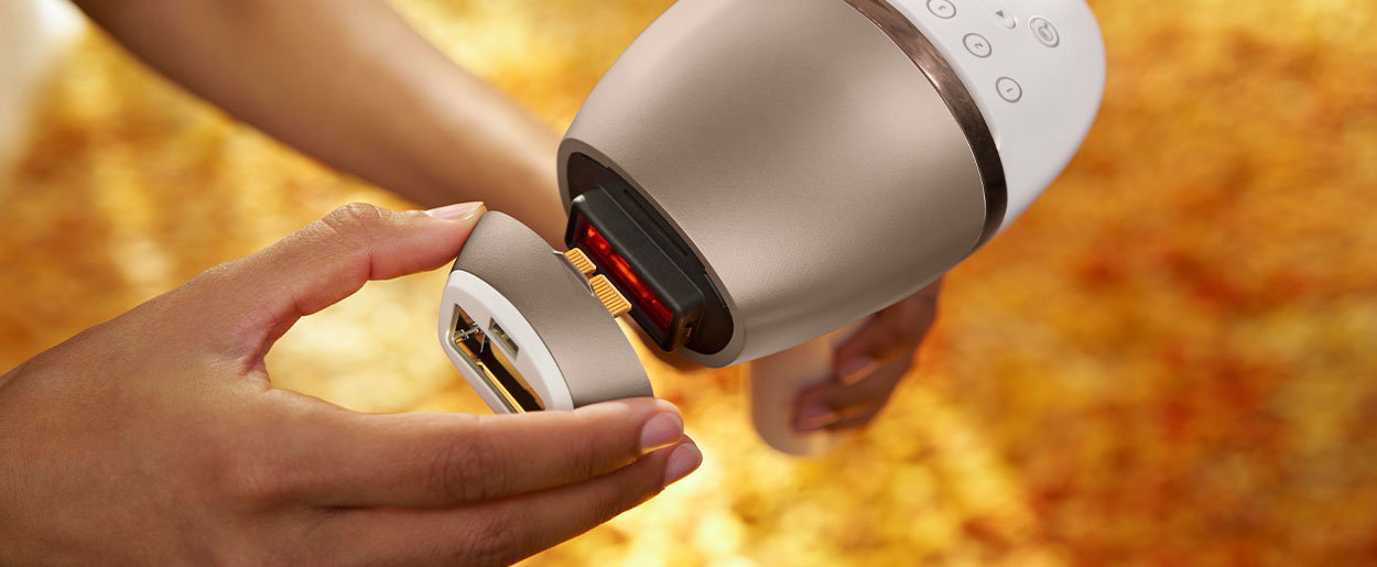 IPL epilátor Philips Lumea IPL 9900 BRI950/01