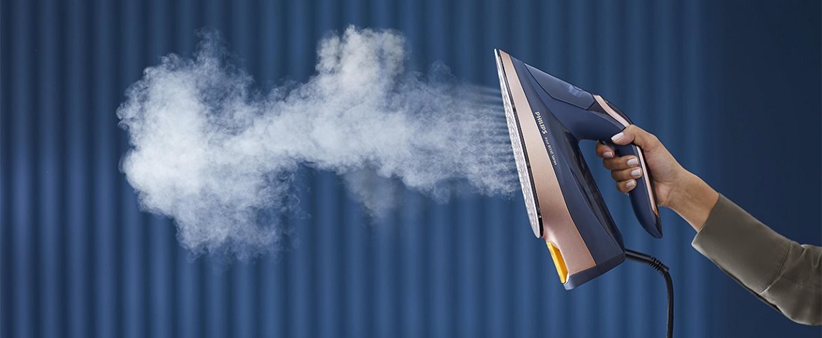 Žehlička Philips Azur Series 8000 DST8050/20