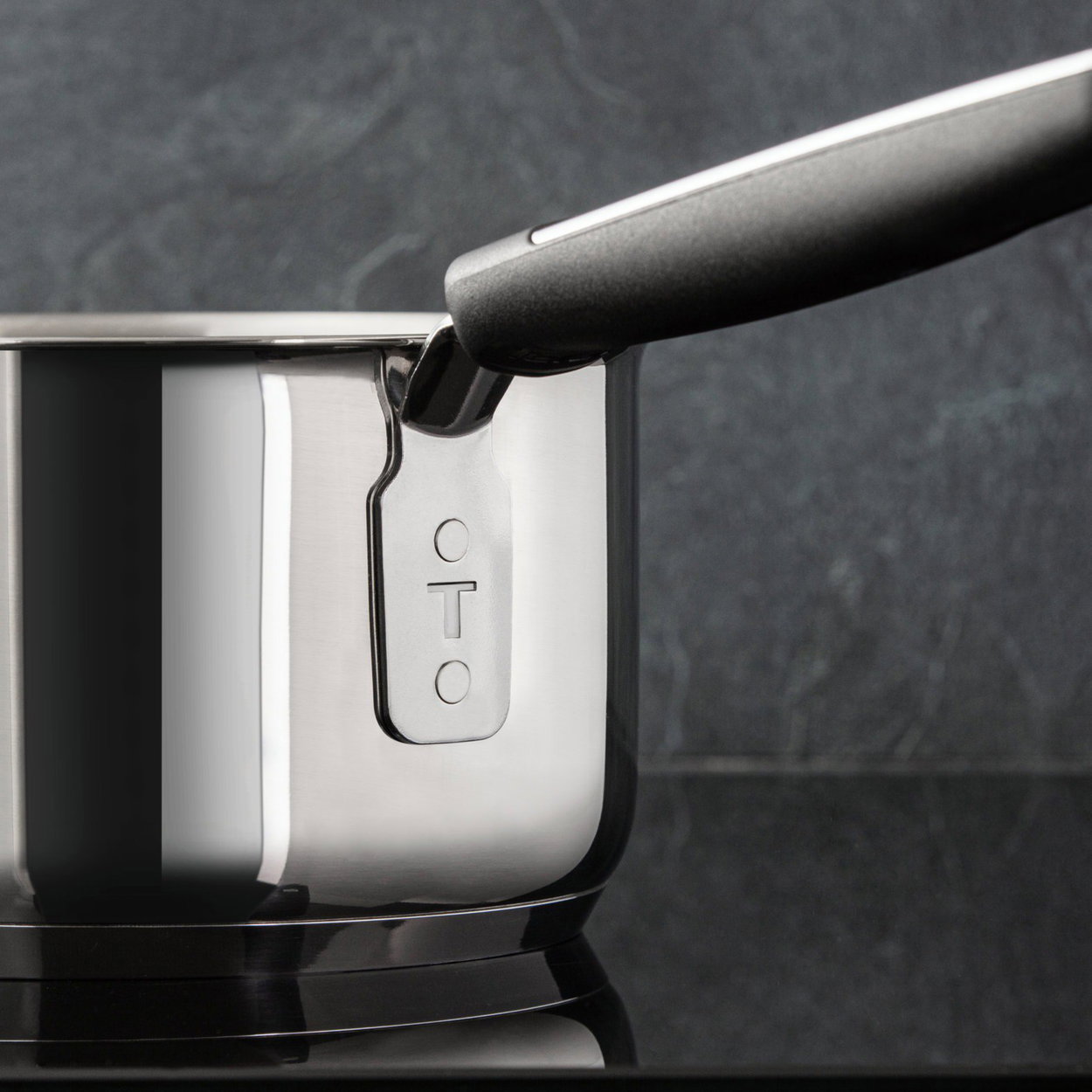 Stielkasserolle Tefal Emotion+ E32822 16 cm mit Deckel