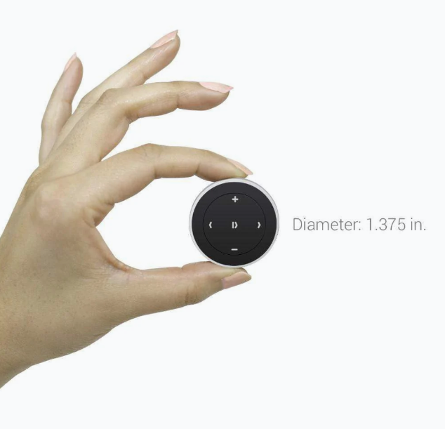 Satechi Bluetooth Media Button si díky drobným rozměrům a nízké váze můžete vzít všude s sebou