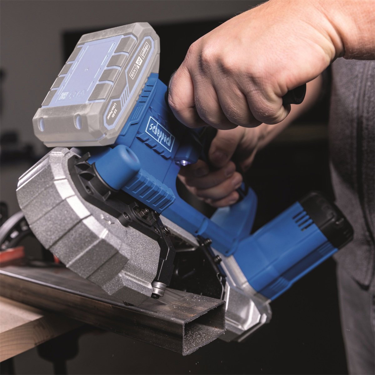 SCHEPPACH cordless metal band saw 20V IXES C-MBS635-X-SET S (1x2 Ah)