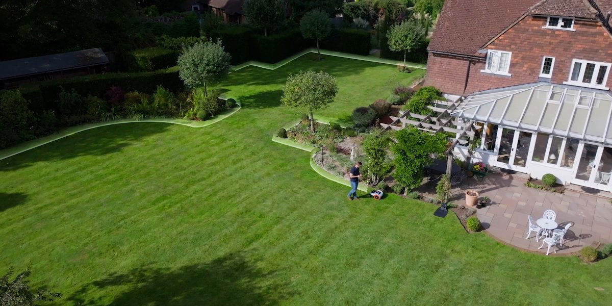 Robotická sekačka Navimow GPS i105E