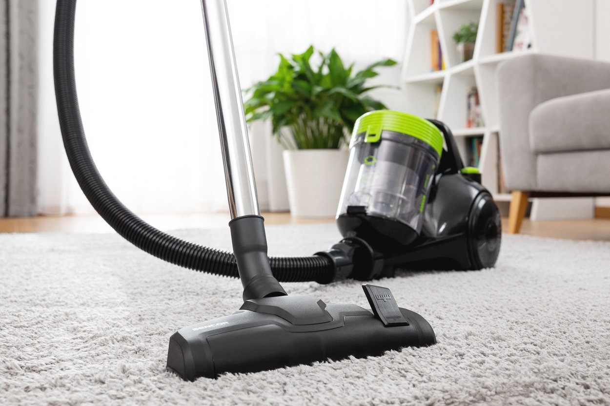 Bagless vacuum cleaner SENCOR SVC 1025GR 3AAA