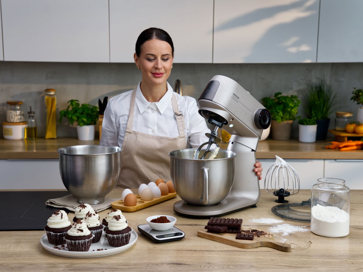 Kuchyňský robot SENCOR GORDON STM 7651WS