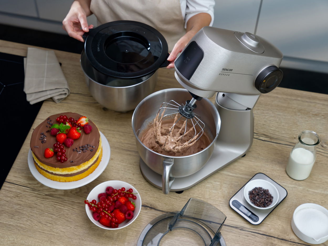 Kuchyňský robot SENCOR GORDON STM 7651WS