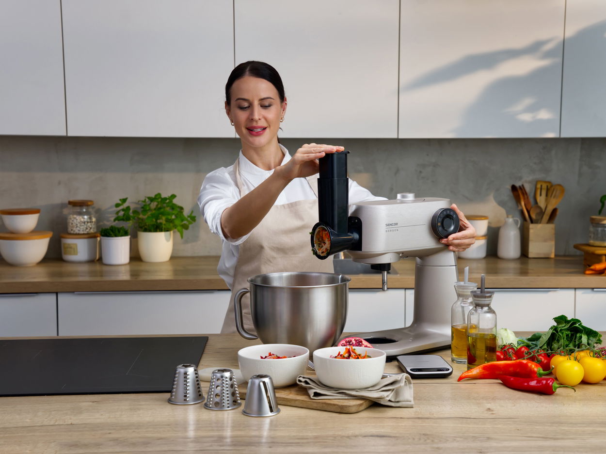 Kuchyňský robot SENCOR GORDON STM 7651WS