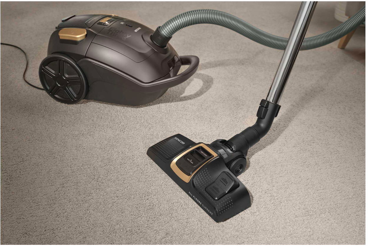 Sáčkový vysavač SENCOR SVC 8310BK 4AAAA EcoPower vysavač