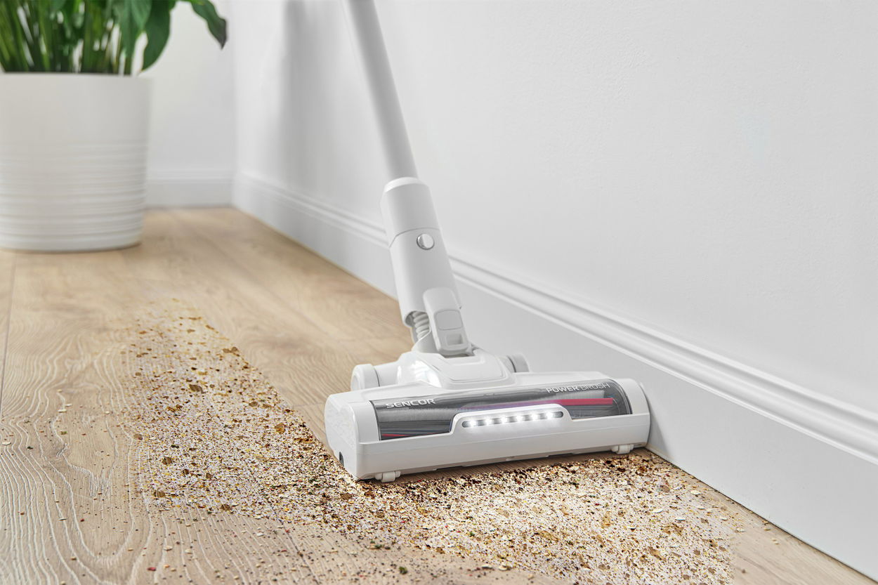 Tyčový vysavač SENCOR SVC 9829WH 3 v 1