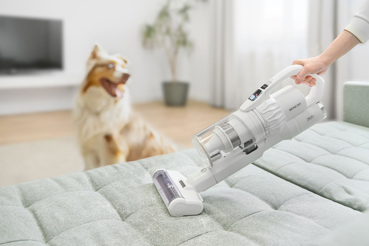 Tyčový vysavač SENCOR SVC 9829WH 3 v 1