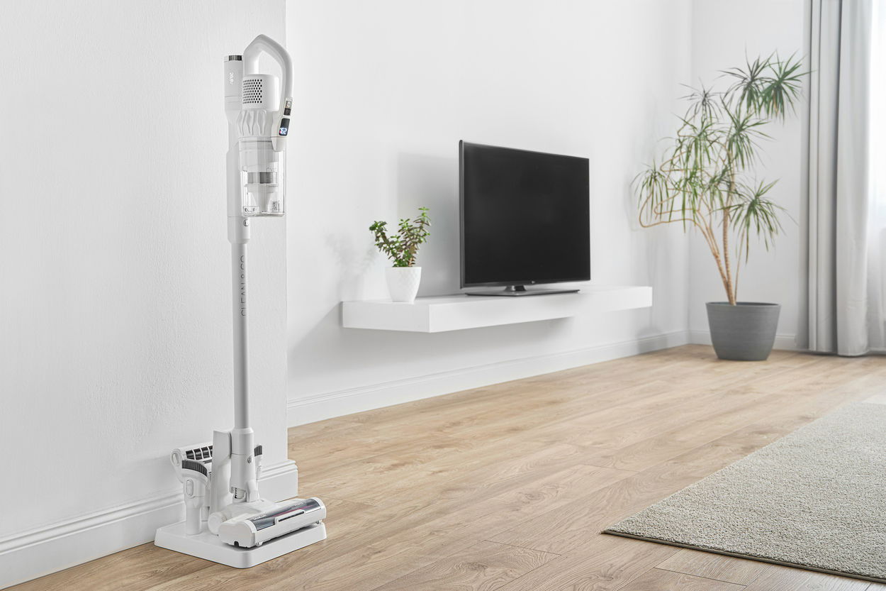 Tyčový vysavač SENCOR SVC 9829WH 3 v 1