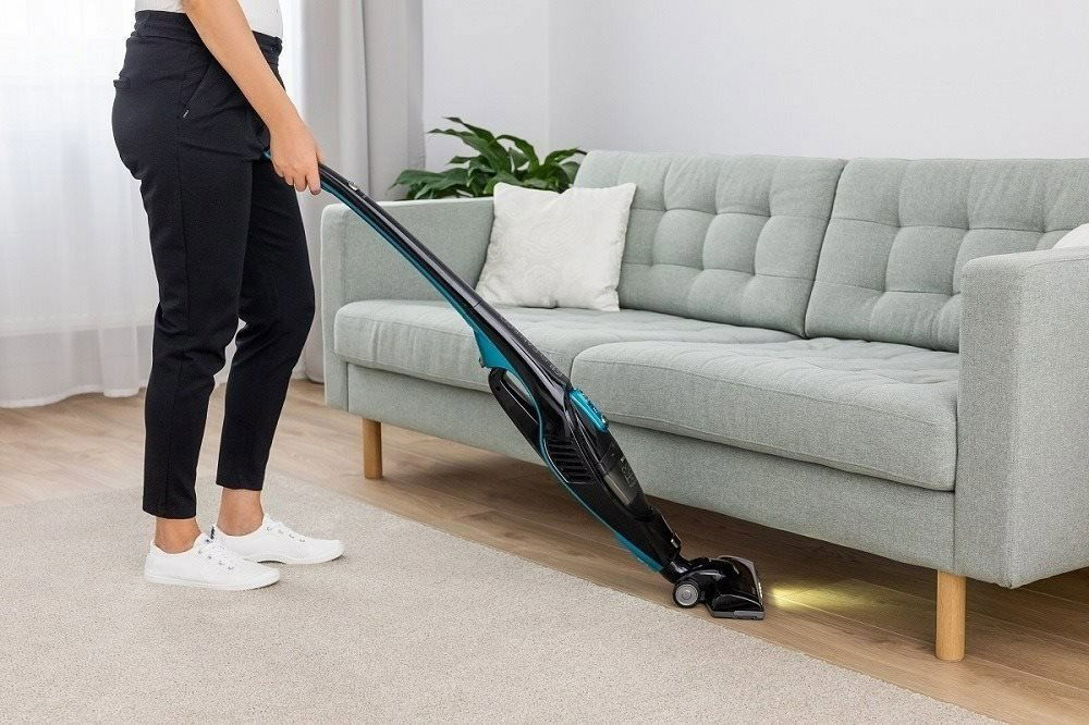 Tyčový vysavač SENCOR SVC 7822TQ 2 v 1