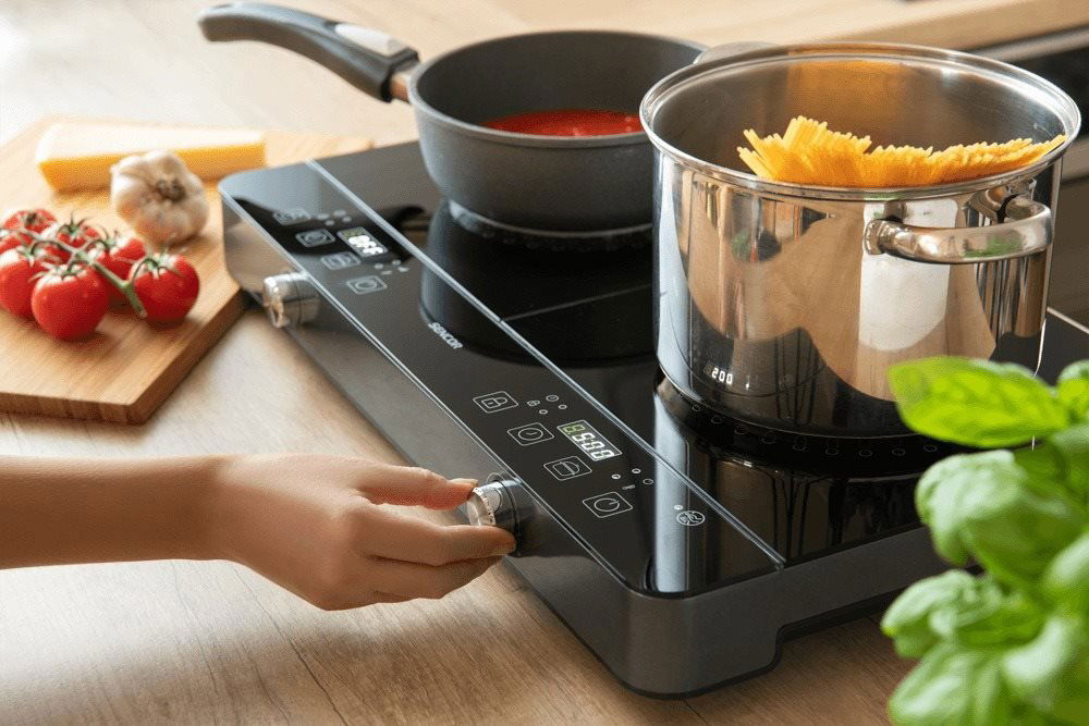 Indukční vařič SENCOR SCP 4001BK