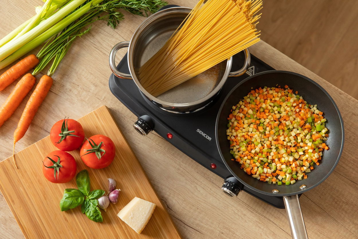 Elektrický vařič SENCOR SCP 2254BK-EUE4