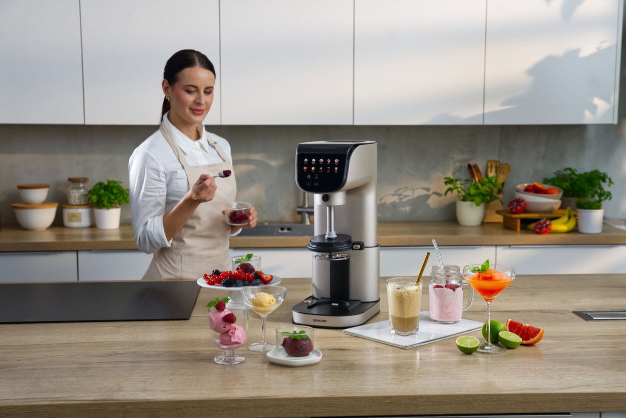 Zmrzlinovač SENCOR SIC 5050WS