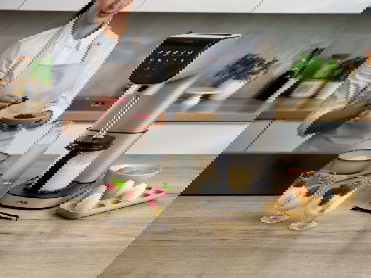 Zmrzlinovač SENCOR SIC 5050WS