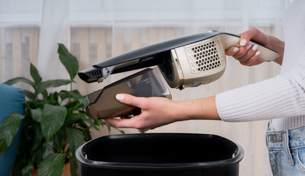 Tyčový vysavač Siguro VT-R350B TURBOVac 2in1